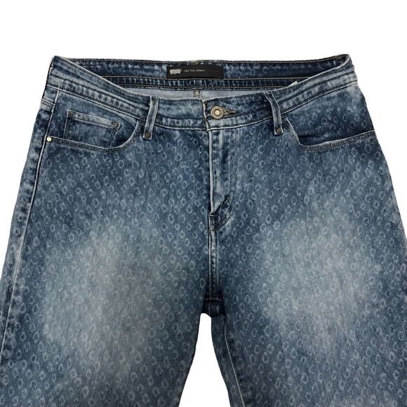 Levi’s Women’s Sz 8 diamond print stamped light wash denim mid-rise Boyf… - Picture 3 of 10